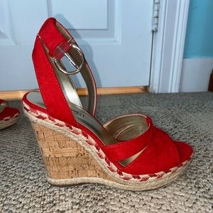 Nine West great condition Red Wedges